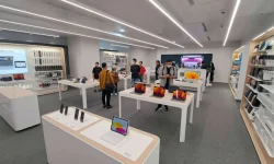 iBox Ditunjuk Sebagai Apple Premium Partner Pertama di Indonesia Oleh Erajaya